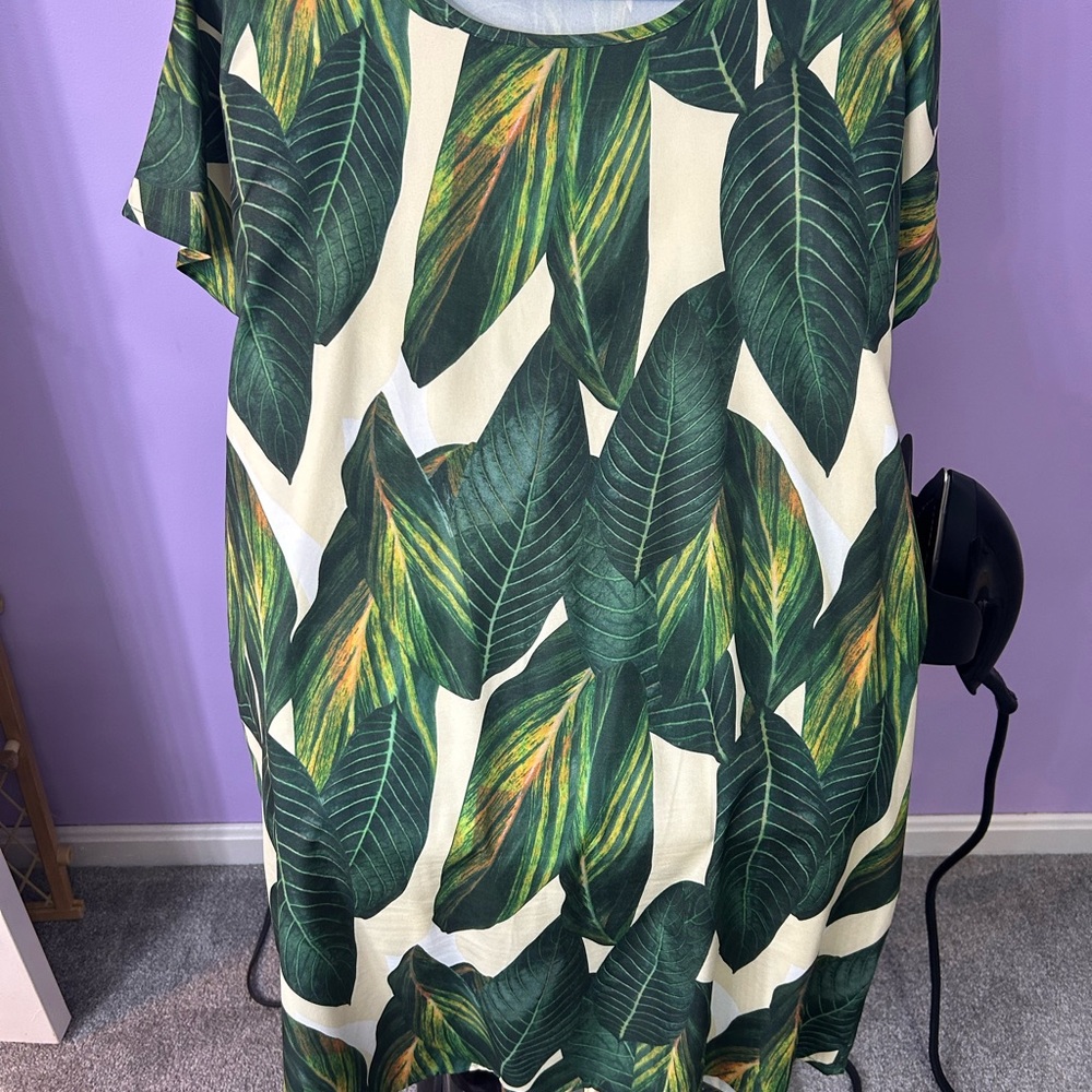 SHEIN Green Tropical Leaf Print Dress